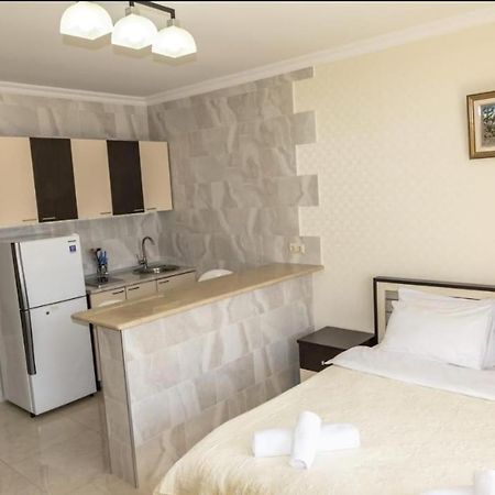 Apartment Orbi Lux Батуми Екстериор снимка