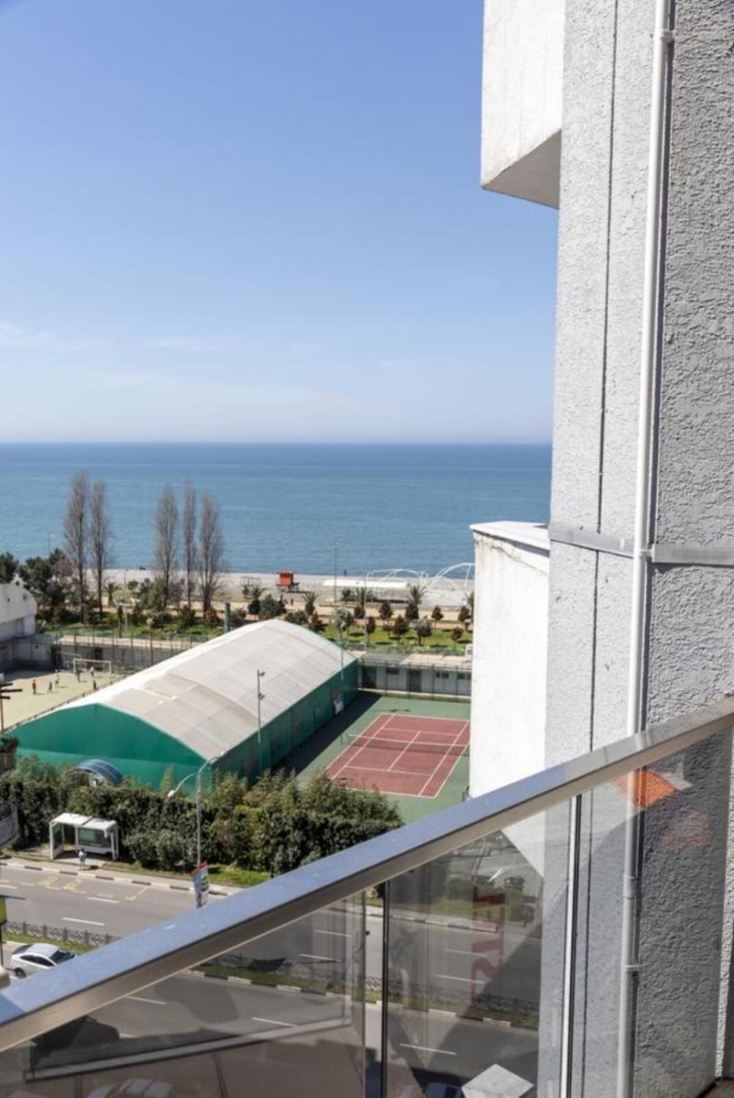 Apartment Orbi Lux Батуми Екстериор снимка