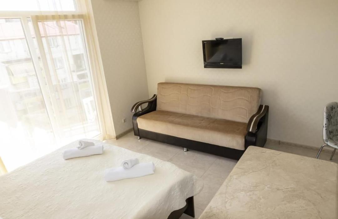 Apartment Orbi Lux Батуми Екстериор снимка