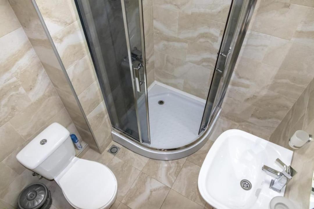 Apartment Orbi Lux Батуми Екстериор снимка